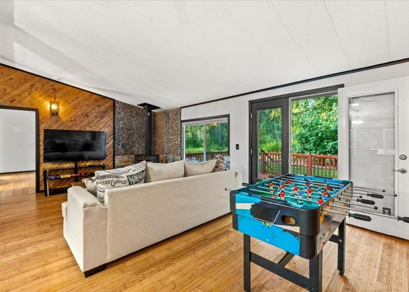 Washington Camano Island Three-Bedroom Chalet