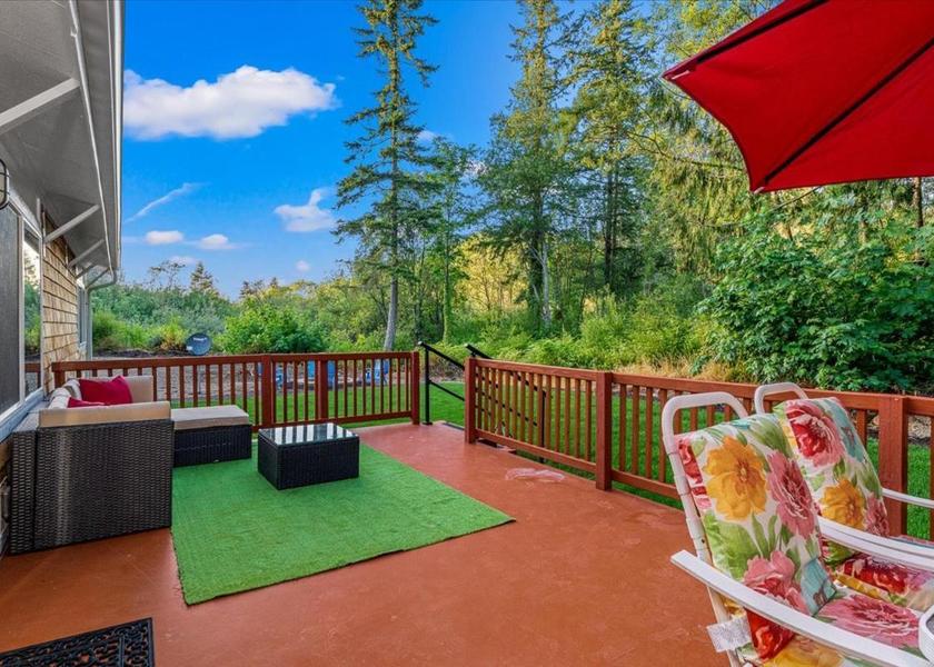 Washington Camano Island Three-Bedroom Chalet