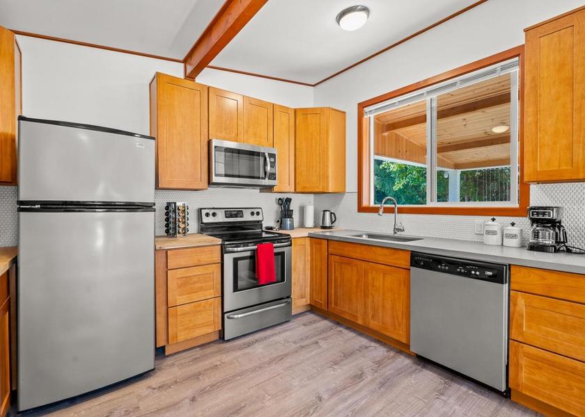 Washington Camano Island One-Bedroom Chalet