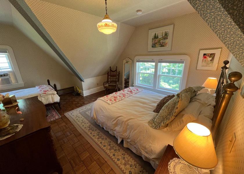 Wisconsin Bayfield Superior Family Room