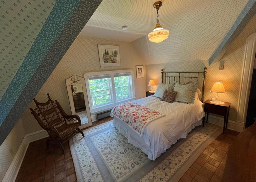 Wisconsin Bayfield Superior Family Room