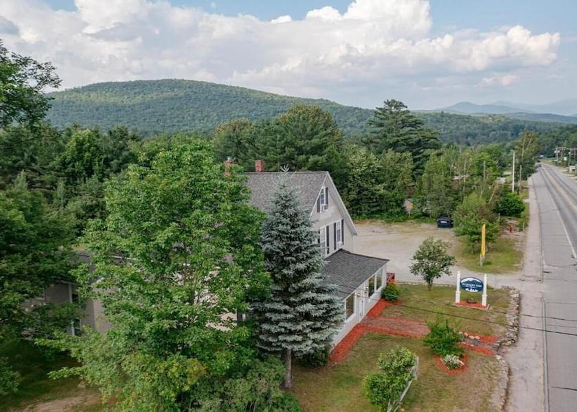 New Hampshire Twin Mountain Exterior