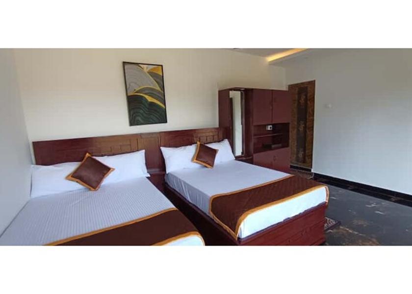 Tamil Nadu Valparai Deluxe Room