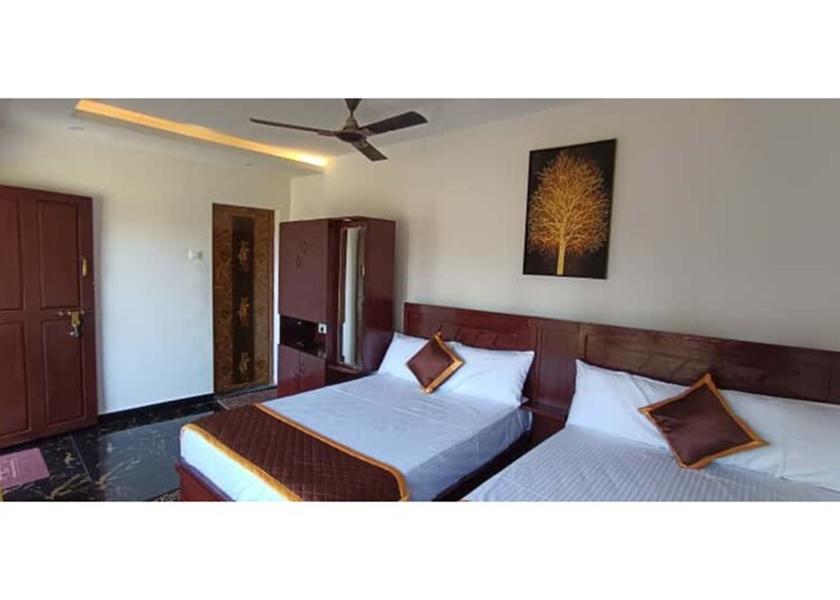Tamil Nadu Valparai Deluxe Room