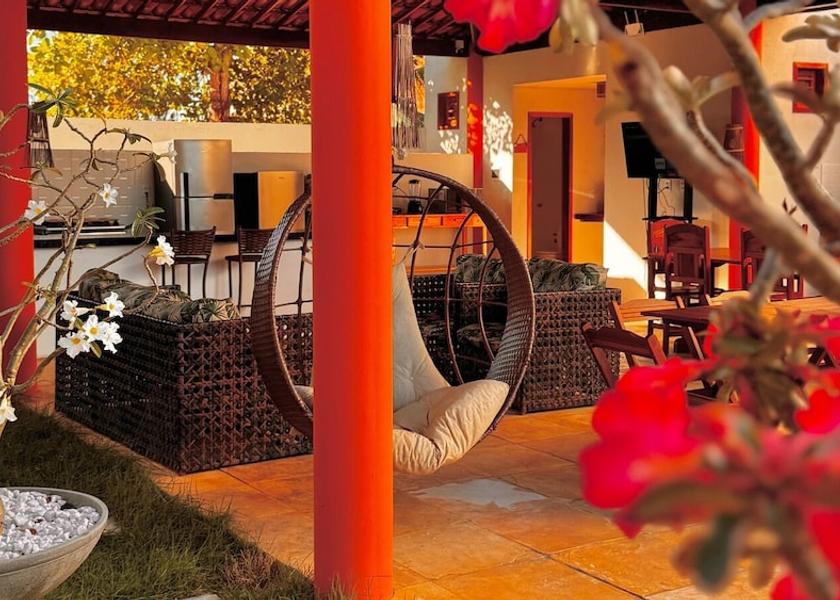 Ceará Cruz Property Grounds