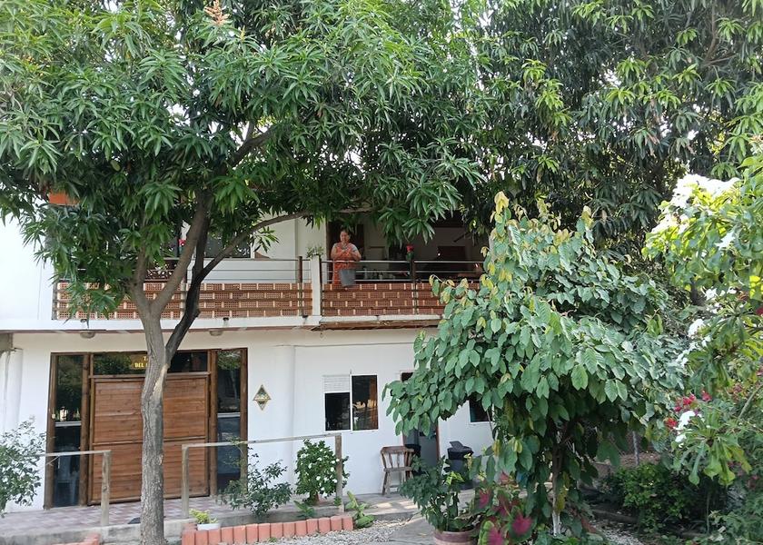 Magdalena Santa Marta Property Grounds