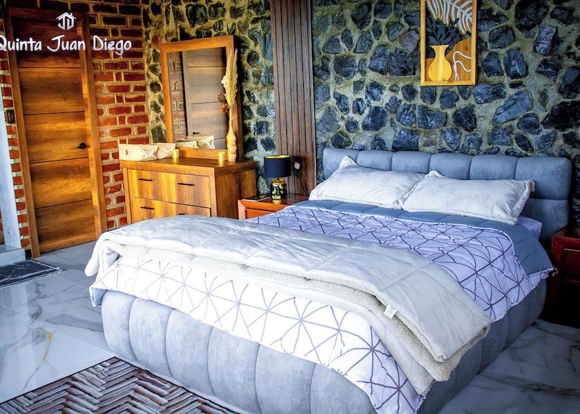 Tungurahua Patate Room