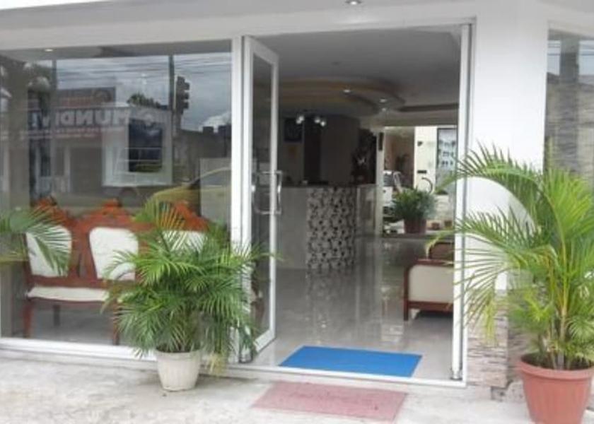 Orellana Coca Entrance