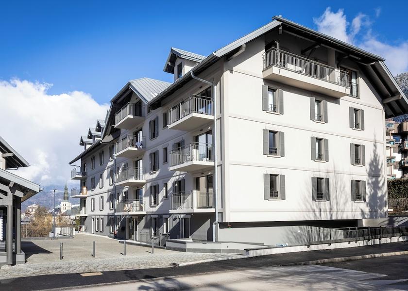 Auvergne-Rhône-Alpes Saint-Gervais-les-Bains Front of property
