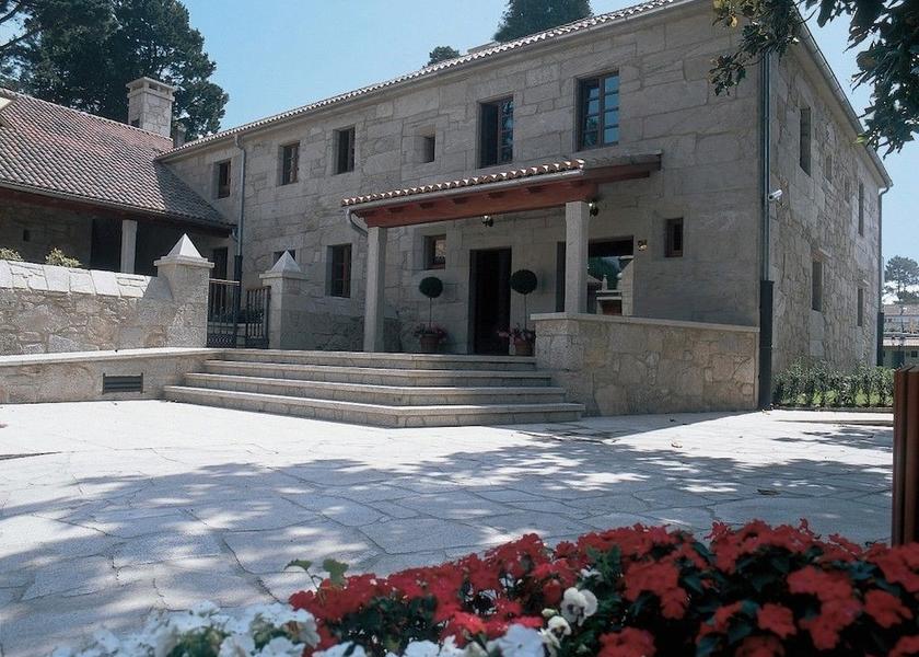 Galicia Teo Front of property