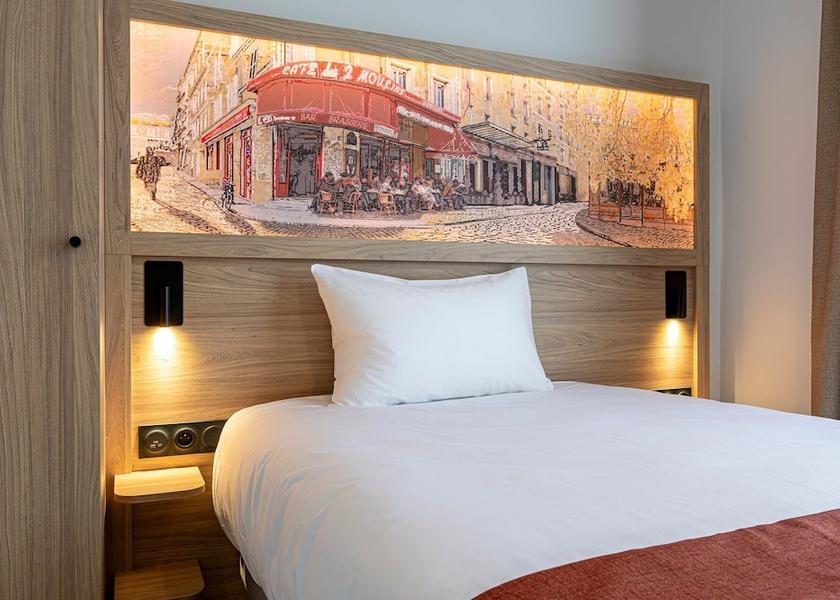 Ile-de-France Boulogne-Billancourt Room