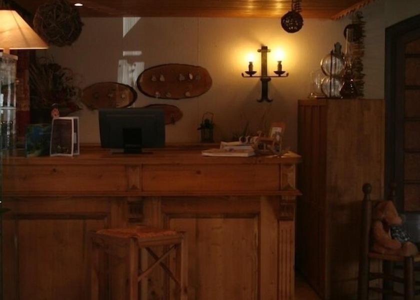 Bourgogne-Franche-Comté Les Rousses Reception
