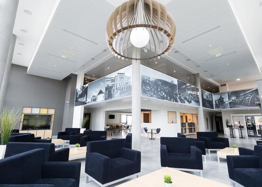 Grand Est Longwy Lobby sitting area