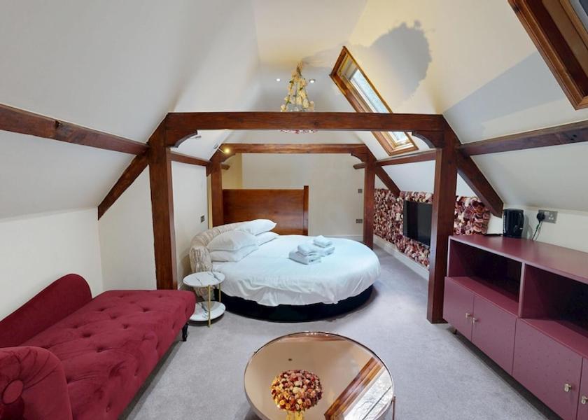 England Matlock Room