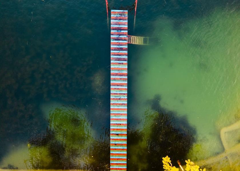 Peten Flores Exterior Detail