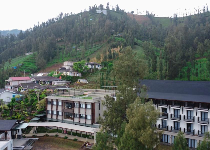 East Java Wonokitri Property grounds