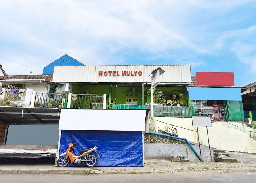 Central Java Purwokerto Exterior Detail