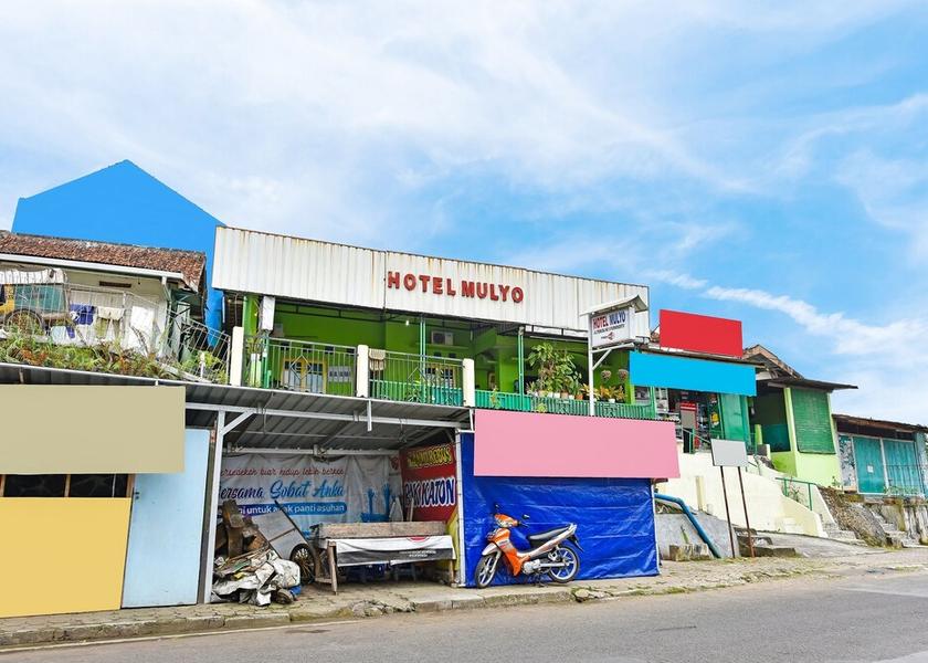 Central Java Purwokerto Exterior Detail