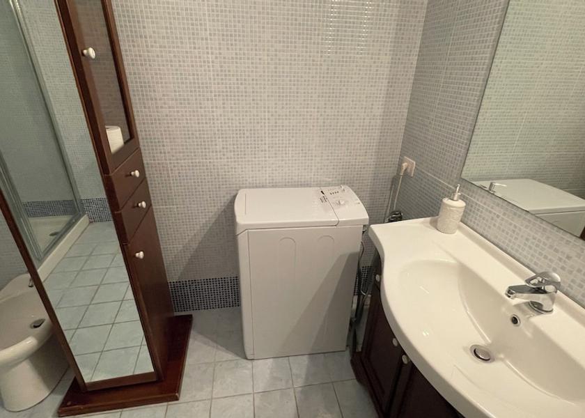 Marche Ancona Bathroom