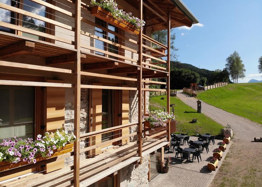 Trentino-Alto Adige San Lorenzo Dorsino Exterior Detail