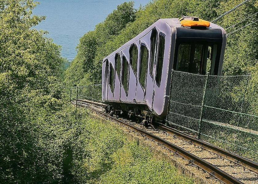 Lombardy Brunate Exterior Detail