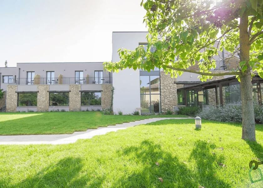 Tuscany Riparbella Exterior Detail