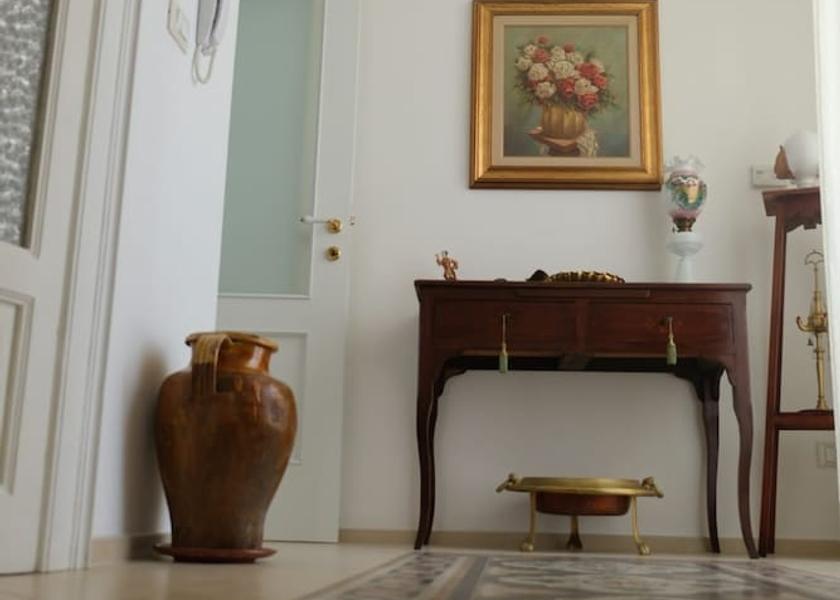 Puglia Peschici Interior Entrance