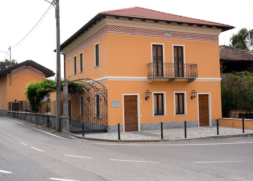 Lombardy Vizzola Ticino Facade