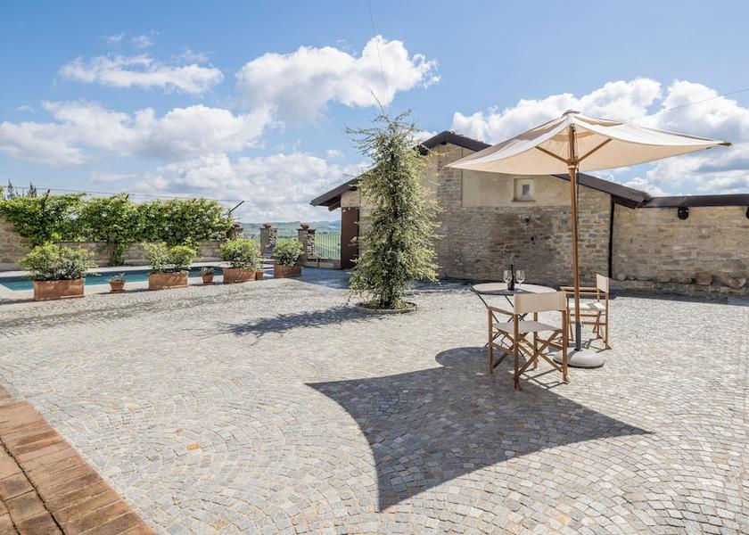 Piedmont Monforte d'Alba Pool