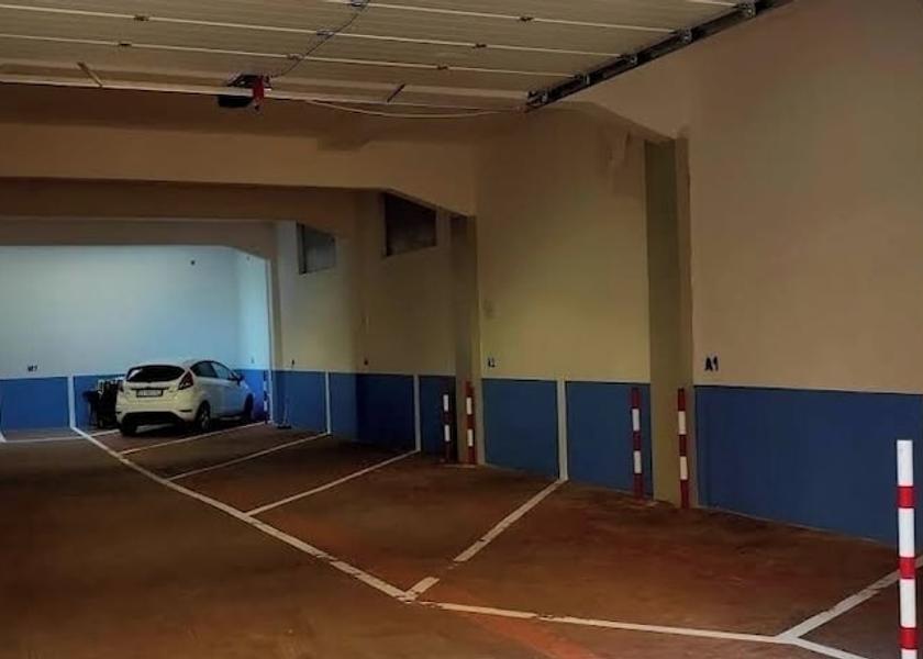 Abruzzo Pescara Parking