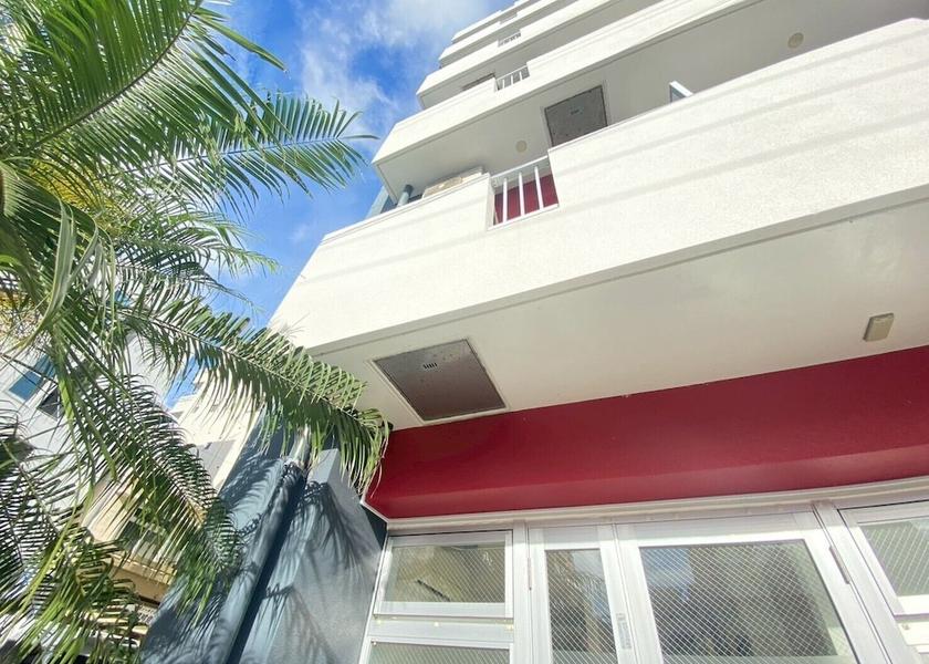 Okinawa (prefecture) Naha Exterior Detail