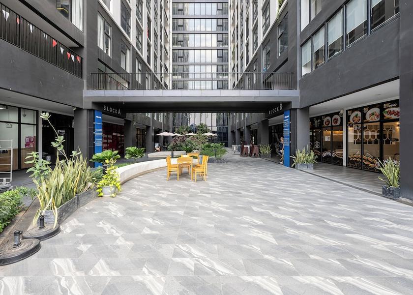 Kandal Phnom Penh Exterior Detail