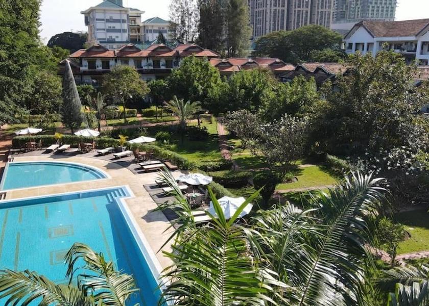 Kandal Phnom Penh Exterior Detail