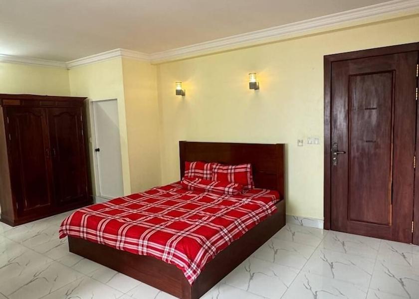 Kandal Phnom Penh Room