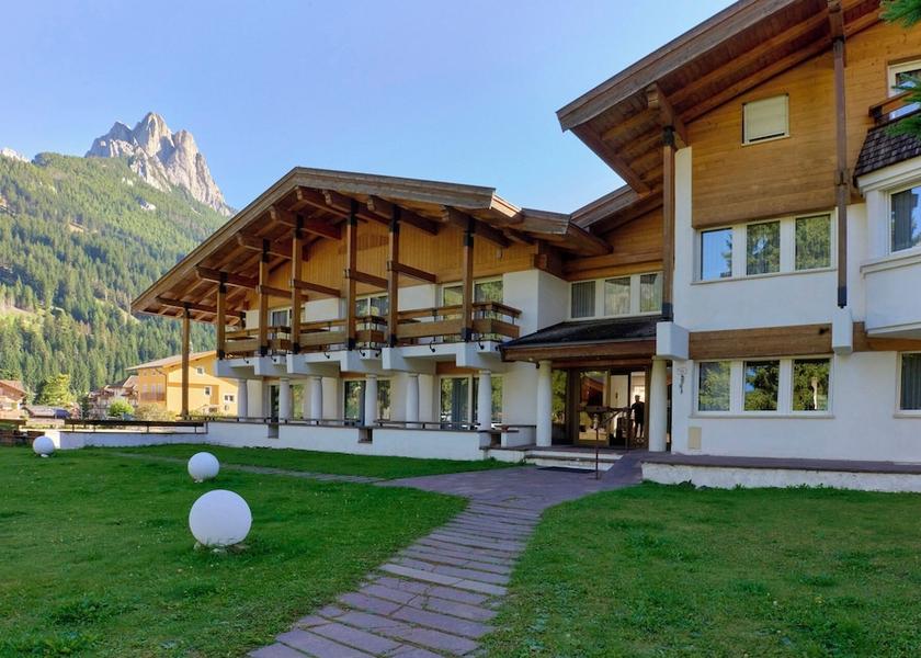 Trentino-Alto Adige San Giovanni di Fassa Terrace