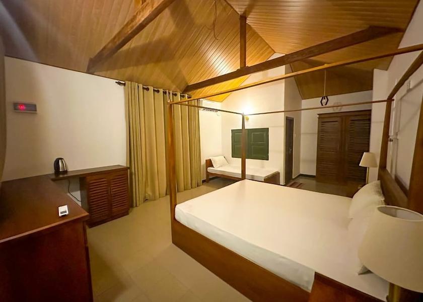 Gampaha District Negombo Room