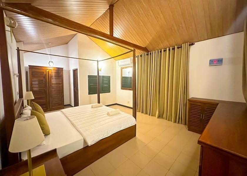 Gampaha District Negombo Interior Entrance