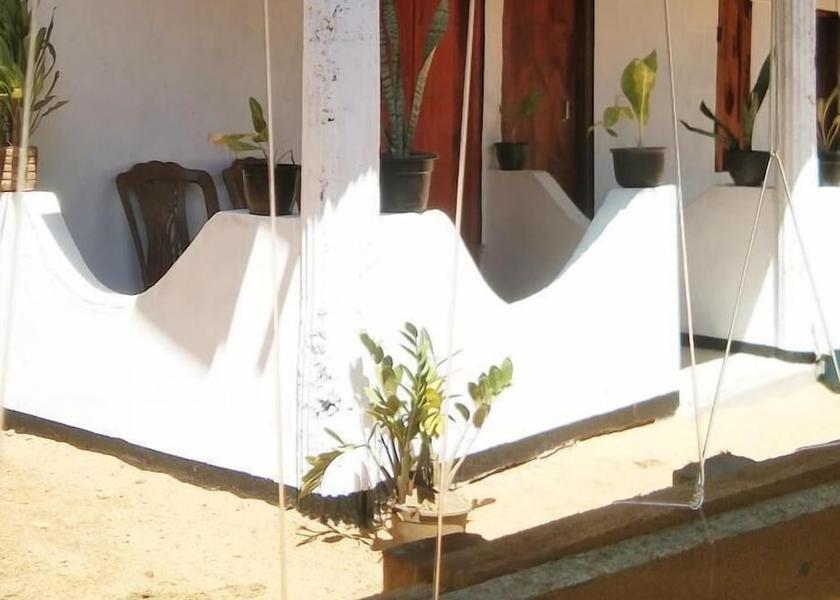 Eastern Province Arugam Bay Property Grounds