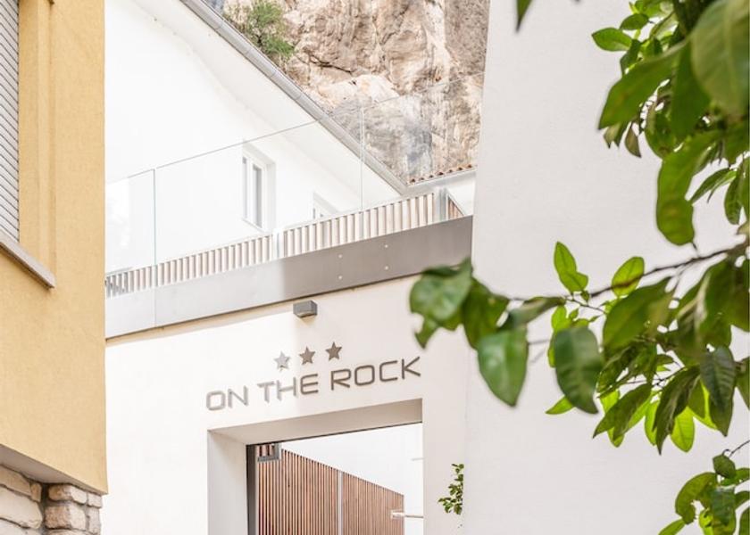 Trentino-Alto Adige Arco Property entrance