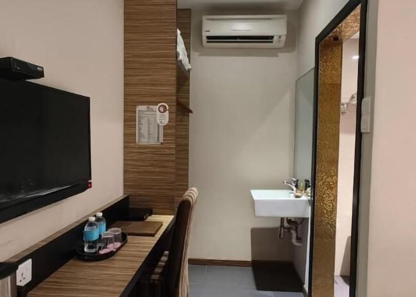 Johor Kluang Room