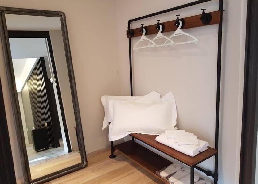 Pahang Bentong Interior Entrance