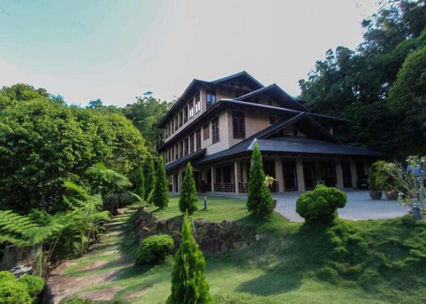 Pahang Janda Baik Exterior Detail