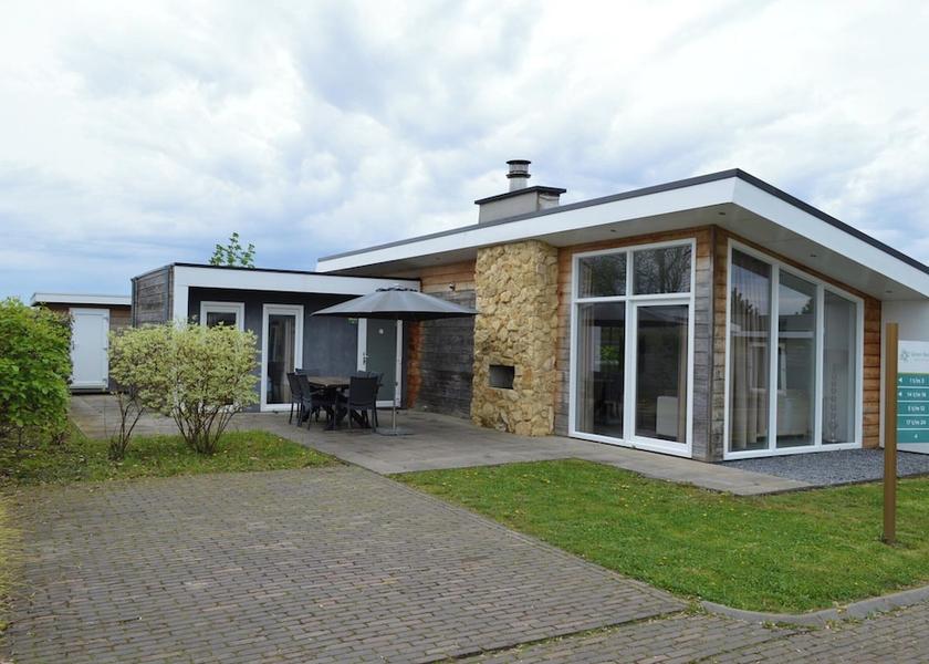 Limburg Bemelen Exterior Detail