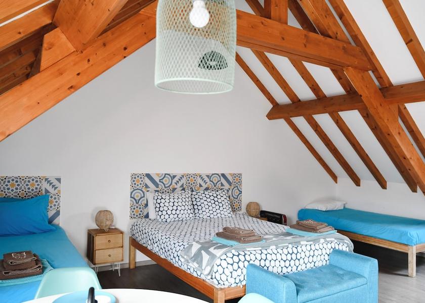 Leiria Peniche Room