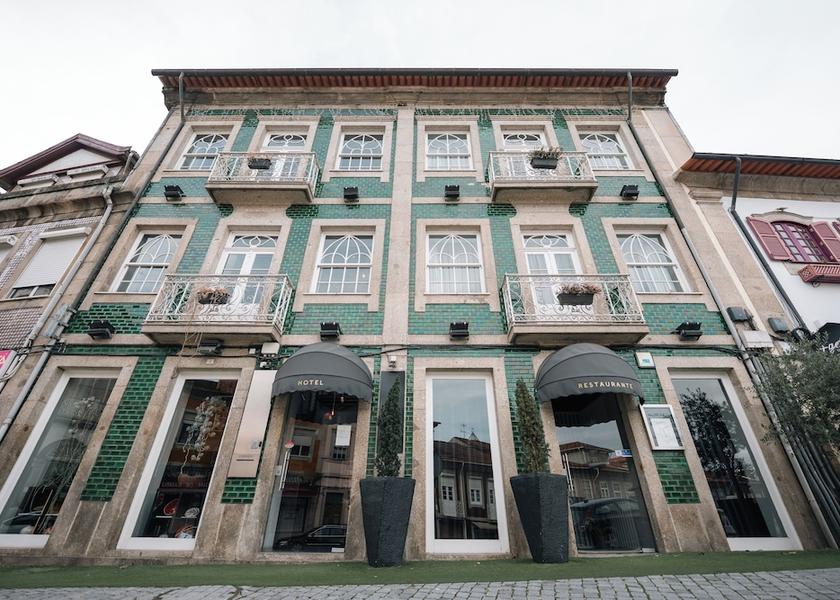 Porto Santo Tirso Exterior Detail