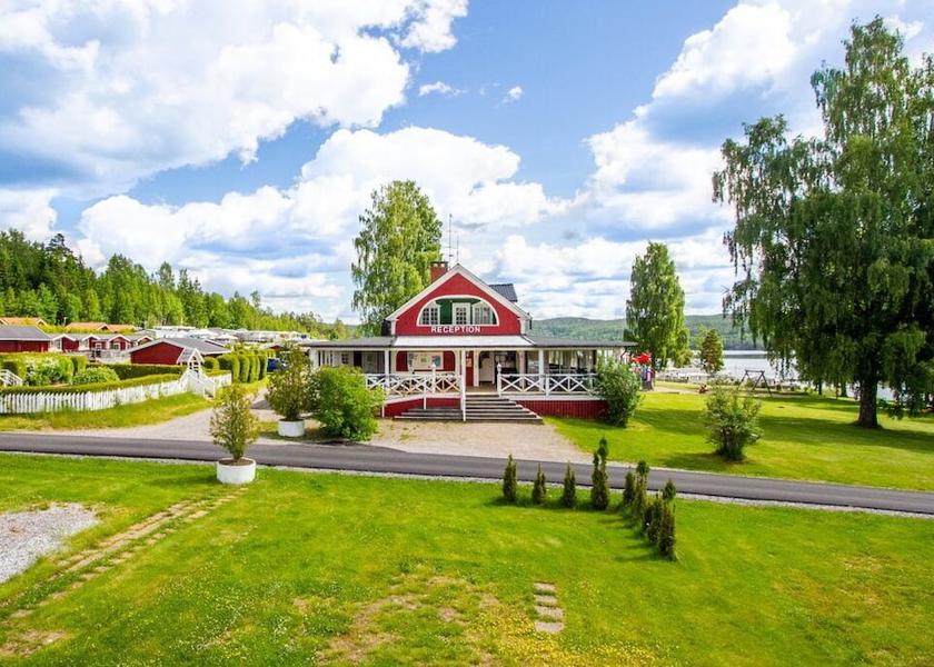 Orebro County Nora Courtyard