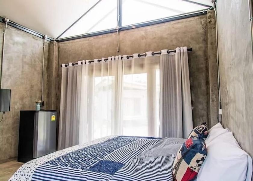 Chiang Mai Province San Kamphaeng Room