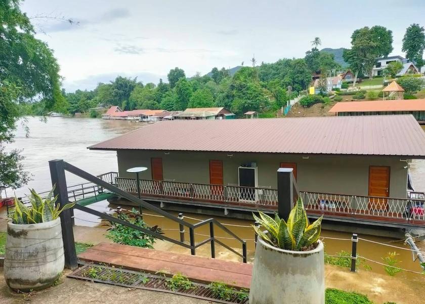 Kanchanaburi Province Sai Yok Exterior Detail