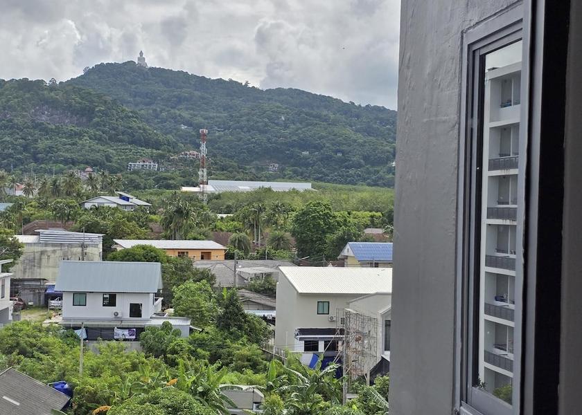 Phuket Chalong Exterior Detail