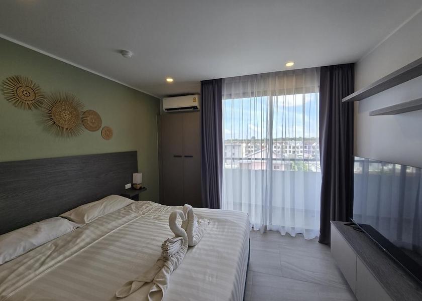 Phuket Chalong Interior Entrance